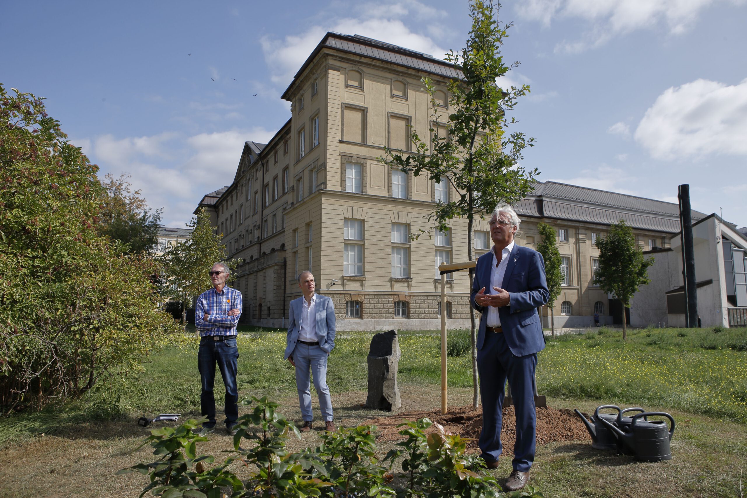 17. September 2020: 2 Eichenpflanzungen zu Ehren von Joseph Beuys in Darmstadt