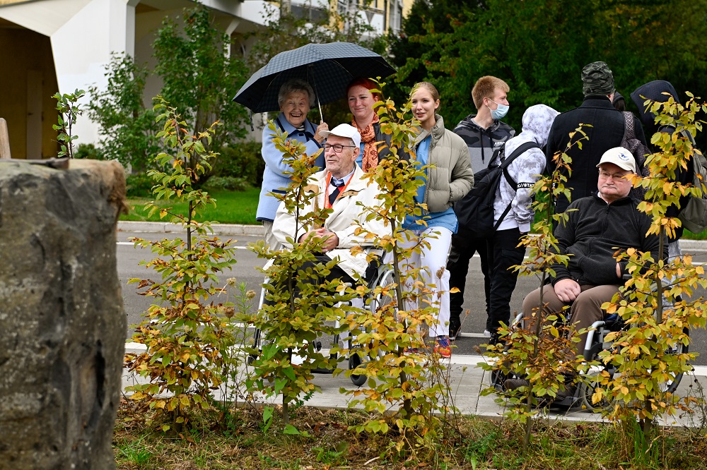 5_EIchenpflanzung zu Ehren von Joseph Beuys Jugendsiedlung Oktober 2021 Foto Gastager R. WInkler