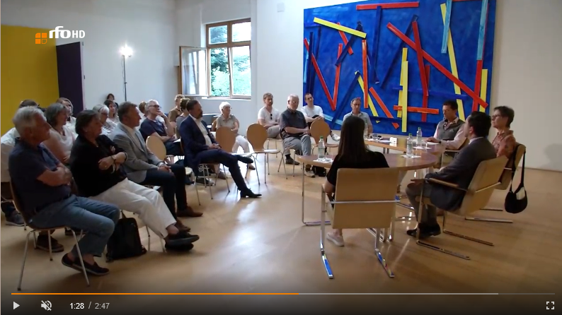 2022-07-05: RFO-Beitrag – Podiumsdiskussion über die Bedeutung des DASMAXIMUM für Traunreut und den Landkreis Traunstein