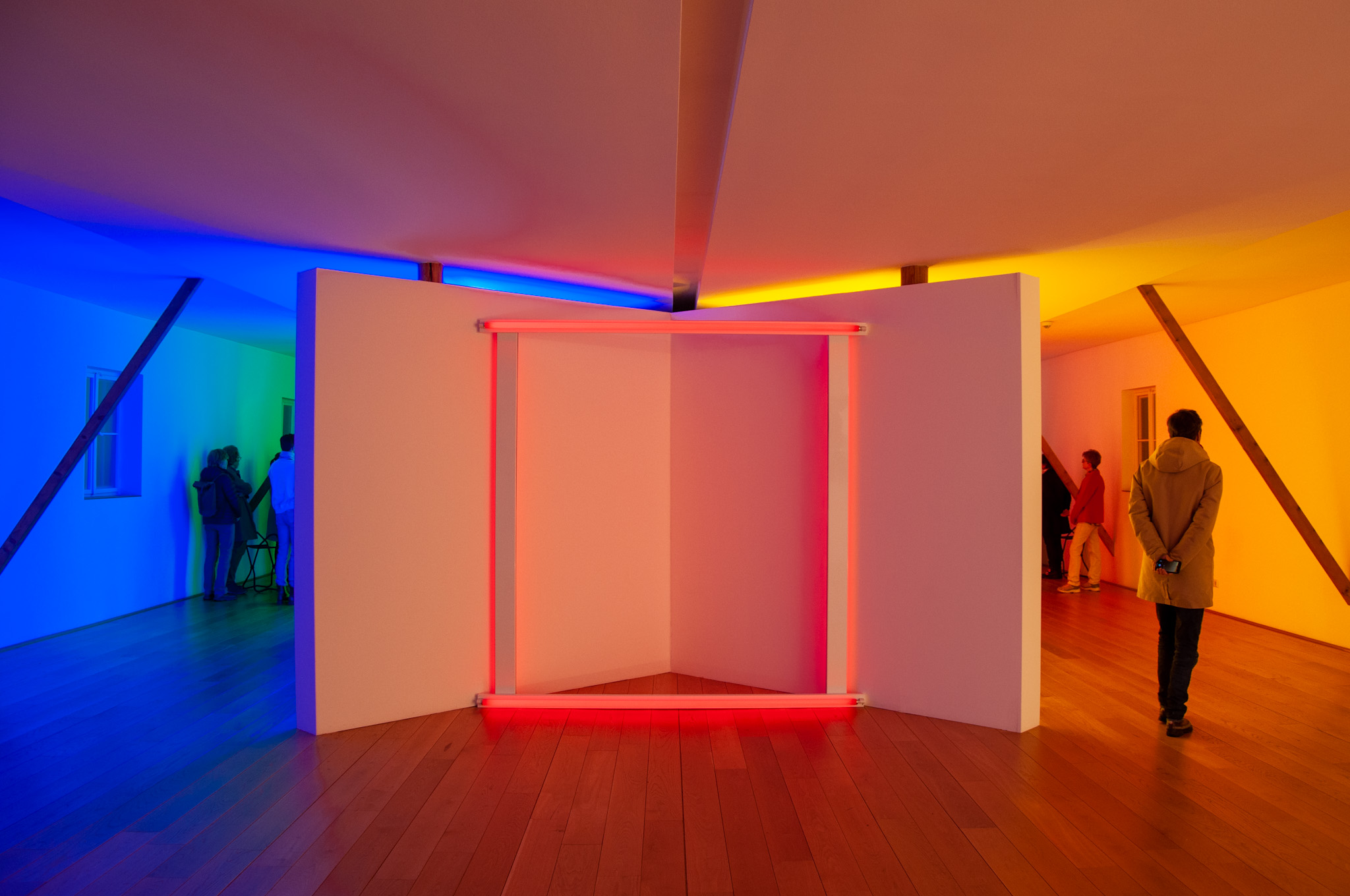 Flavin by night - kick-off to the 2024 museum season
